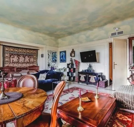 Vip Elysees Rent Parigi